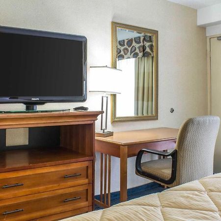 Lifestyle Inn Cedar Falls Esterno foto