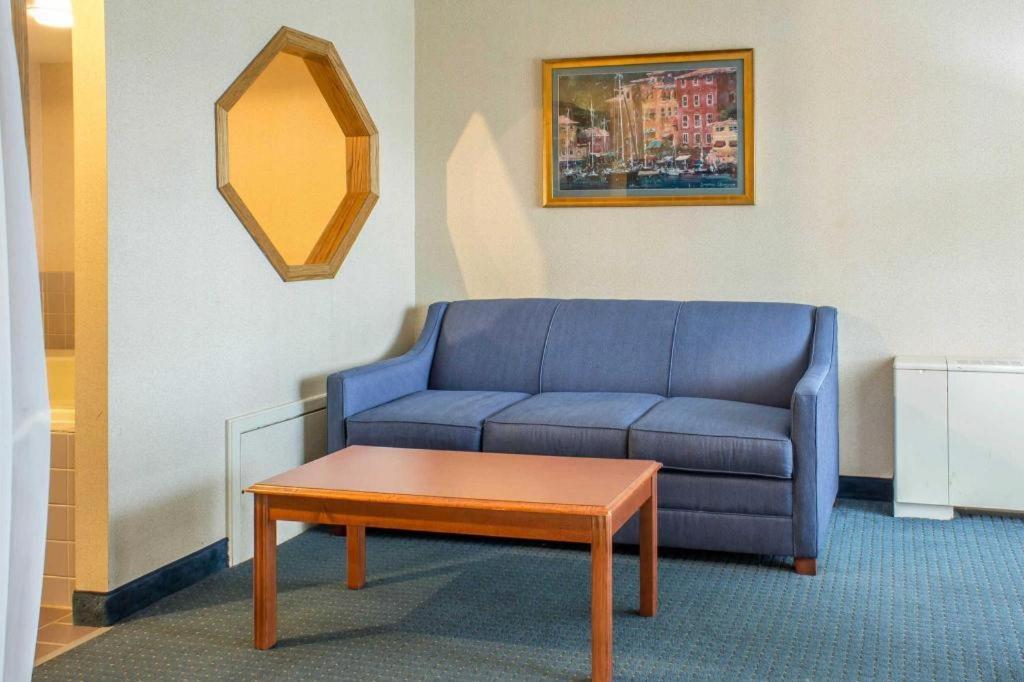 Lifestyle Inn Cedar Falls Esterno foto