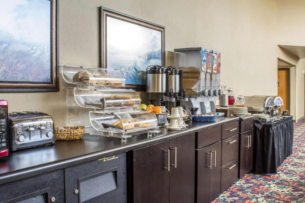 Lifestyle Inn Cedar Falls Esterno foto